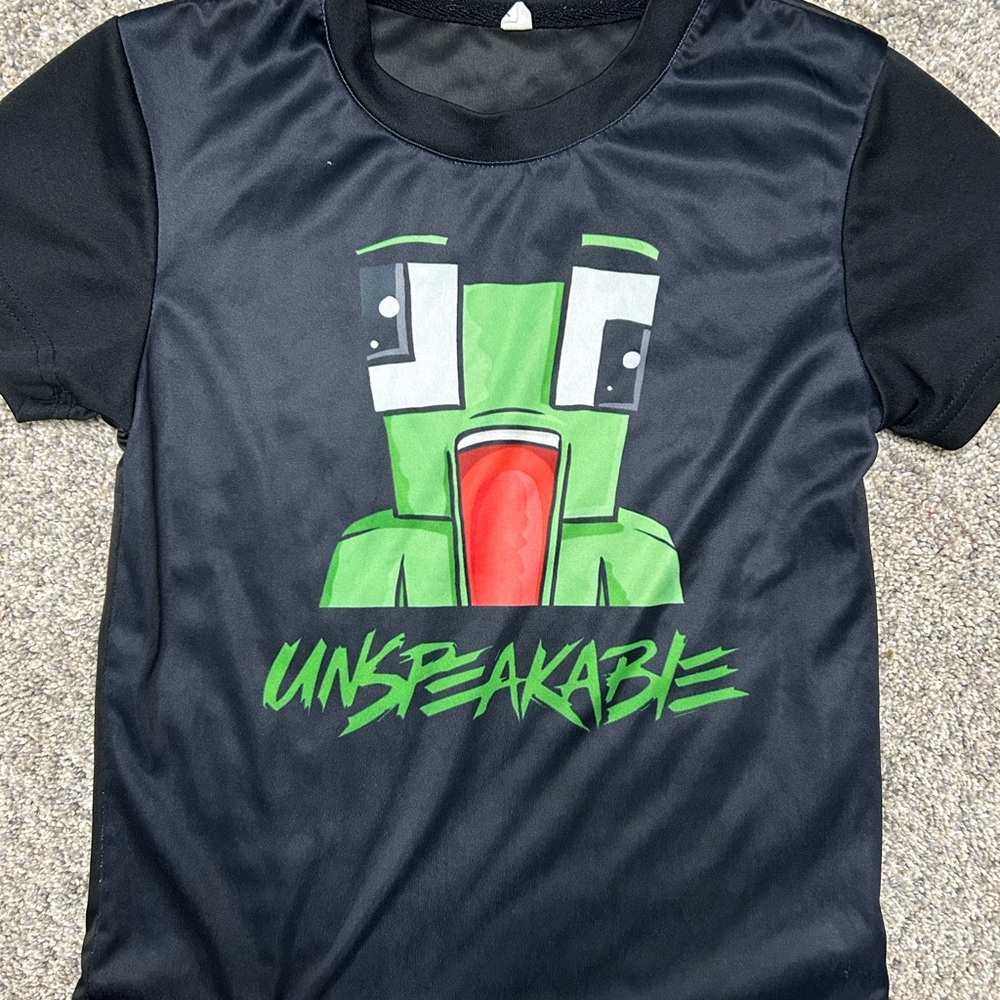 Unspeakable Kids Gamer Tee XS Black Green Frog Logo - Picture 2 of 3